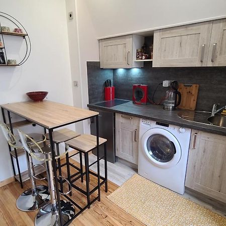 CHIC&MODERNE au coeur de la vie embrunaise Extérieur photo